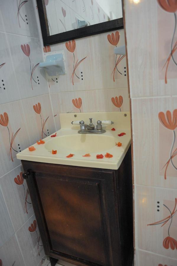 Glorianna Hotel Бухта Монтего Экстерьер фото