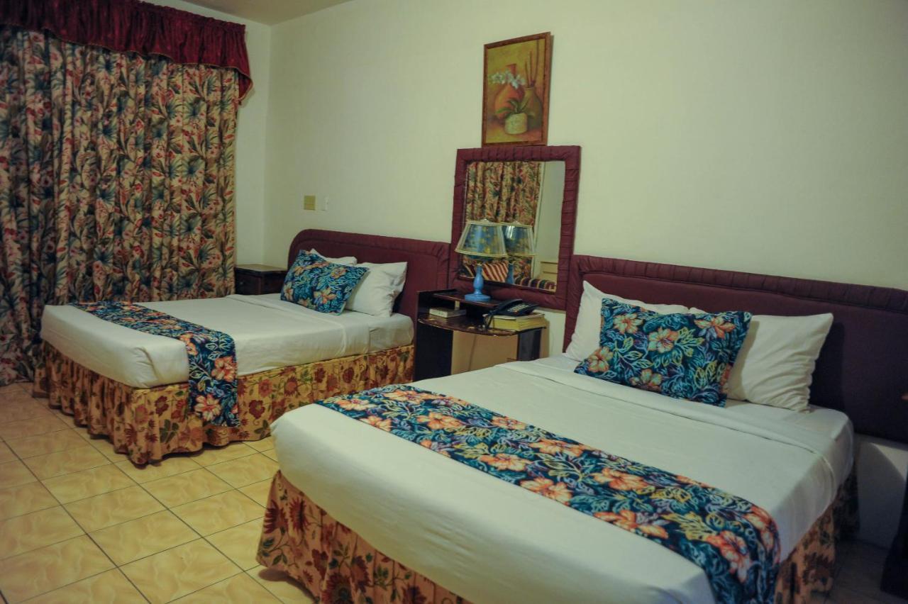 Glorianna Hotel Бухта Монтего Экстерьер фото