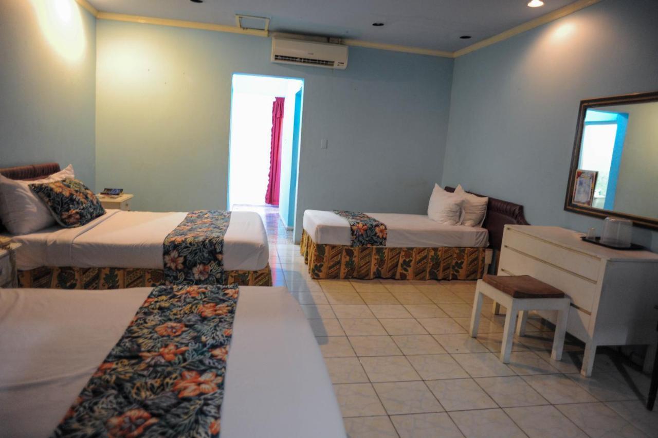 Glorianna Hotel Бухта Монтего Экстерьер фото