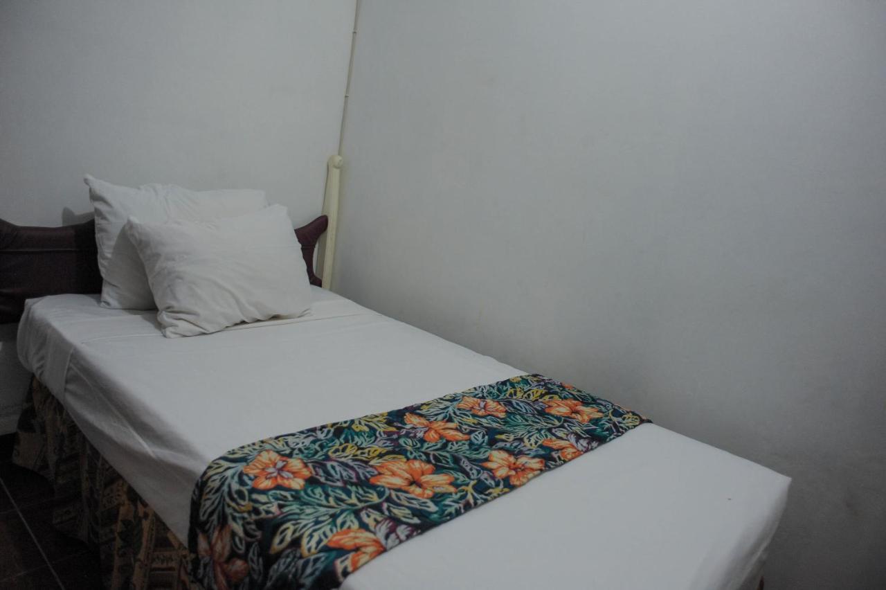 Glorianna Hotel Бухта Монтего Экстерьер фото