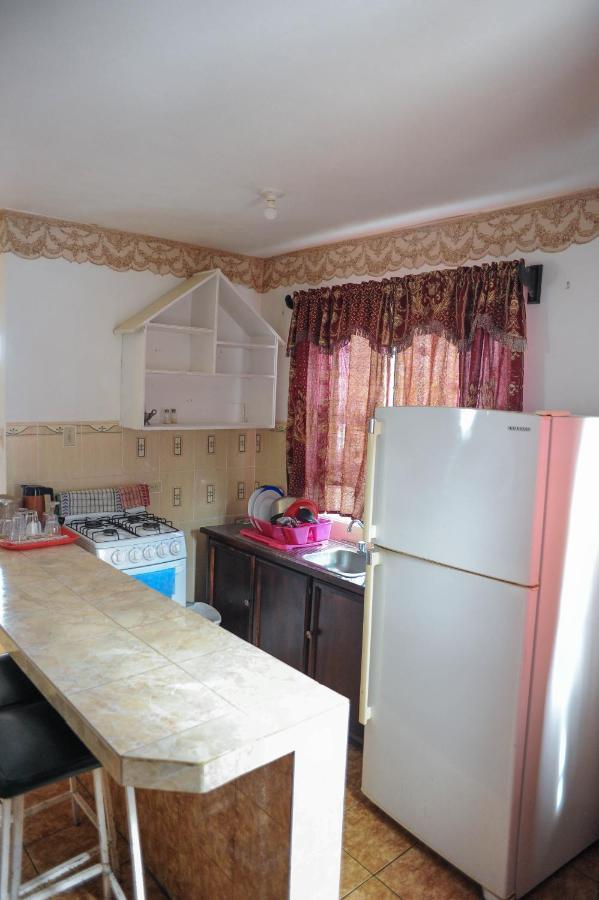 Glorianna Hotel Бухта Монтего Экстерьер фото